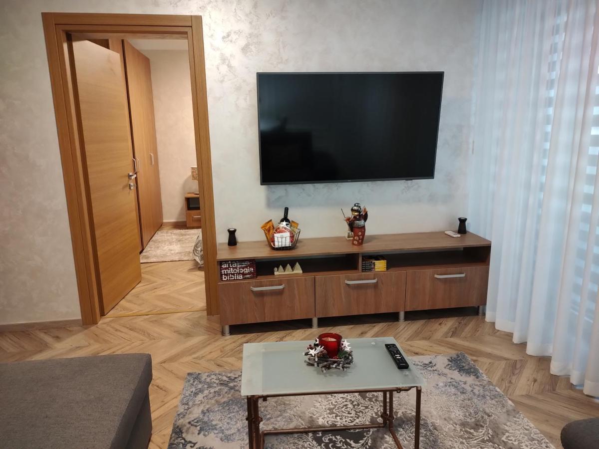 Decebal Premium Confort クラヨーヴァ エクステリア 写真